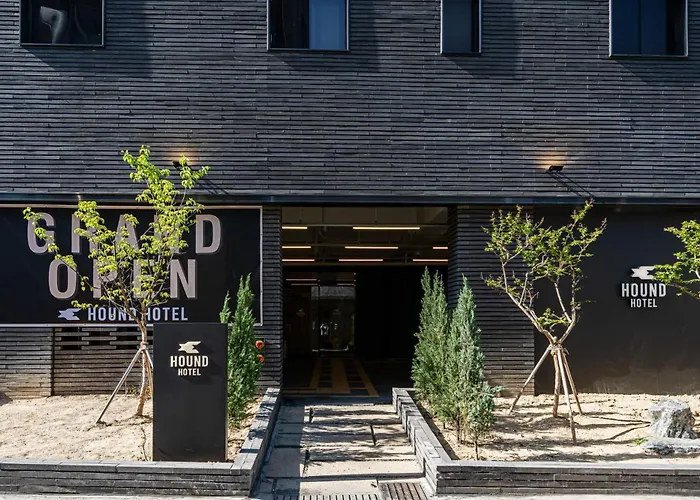 Hound Daeyeon Hotel Busan