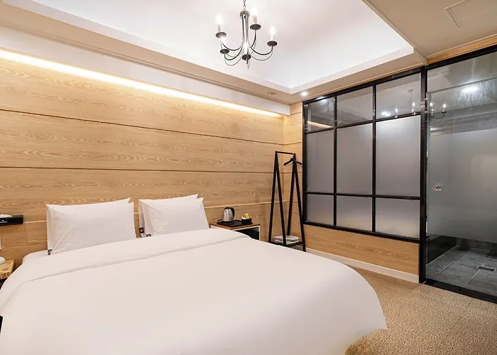 Hound Daeyeon 酒店 釜山